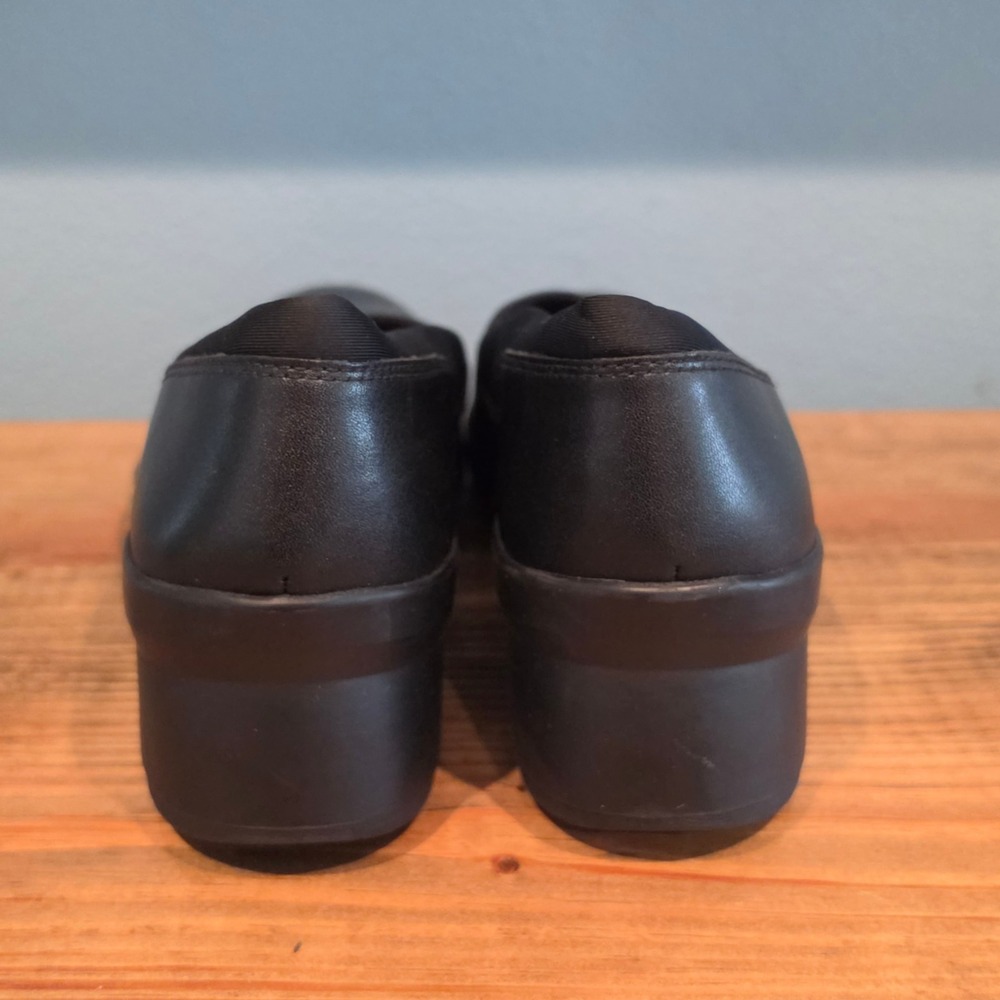 Clarks Womens Suttyn Walk Wedge Black Leather Slip On Comfort Shoes Size 11 M - Picture 4 of 10